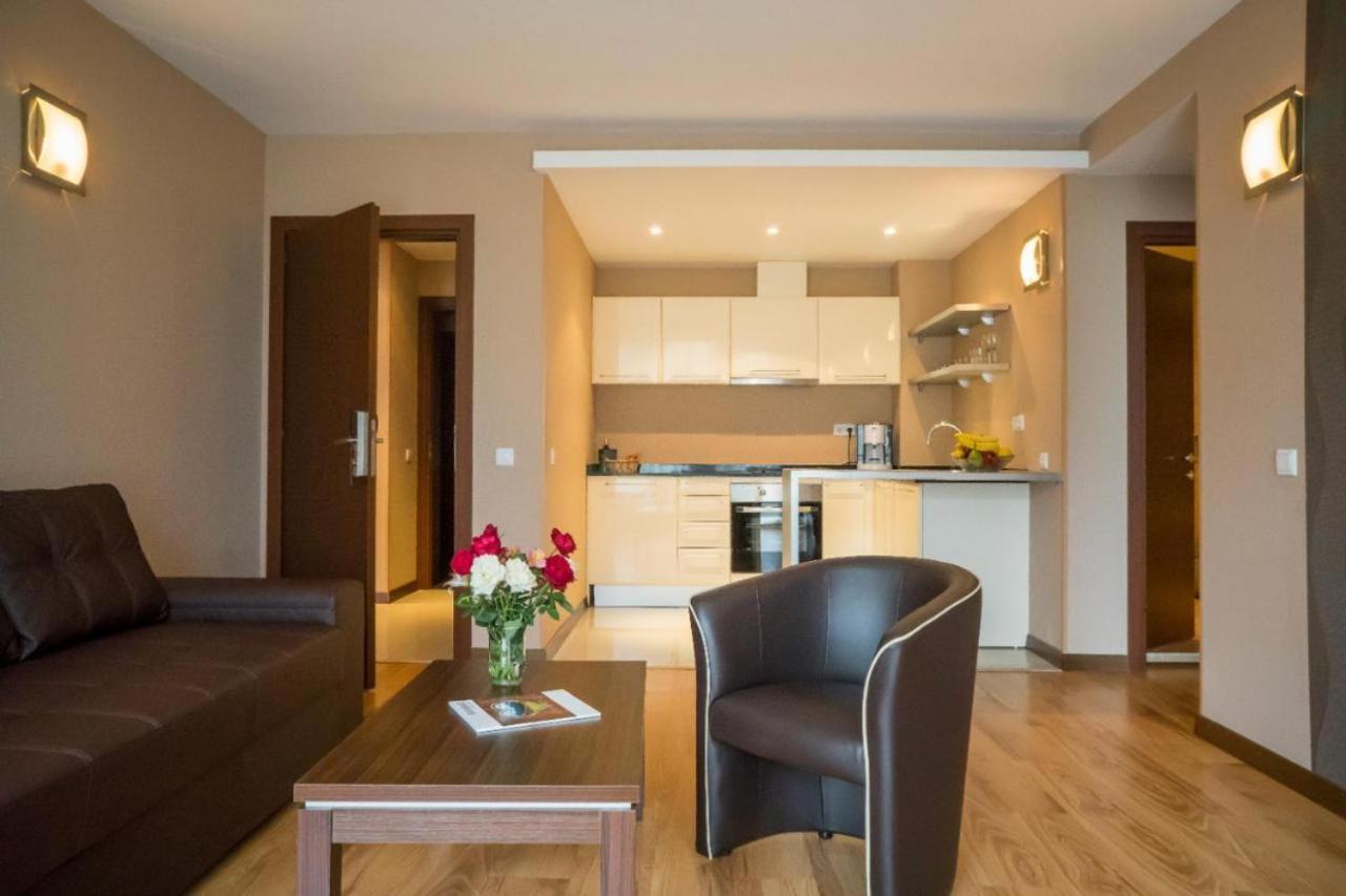 The View Apartment, Terra Complex Neighbour Building 班斯科 外观 照片