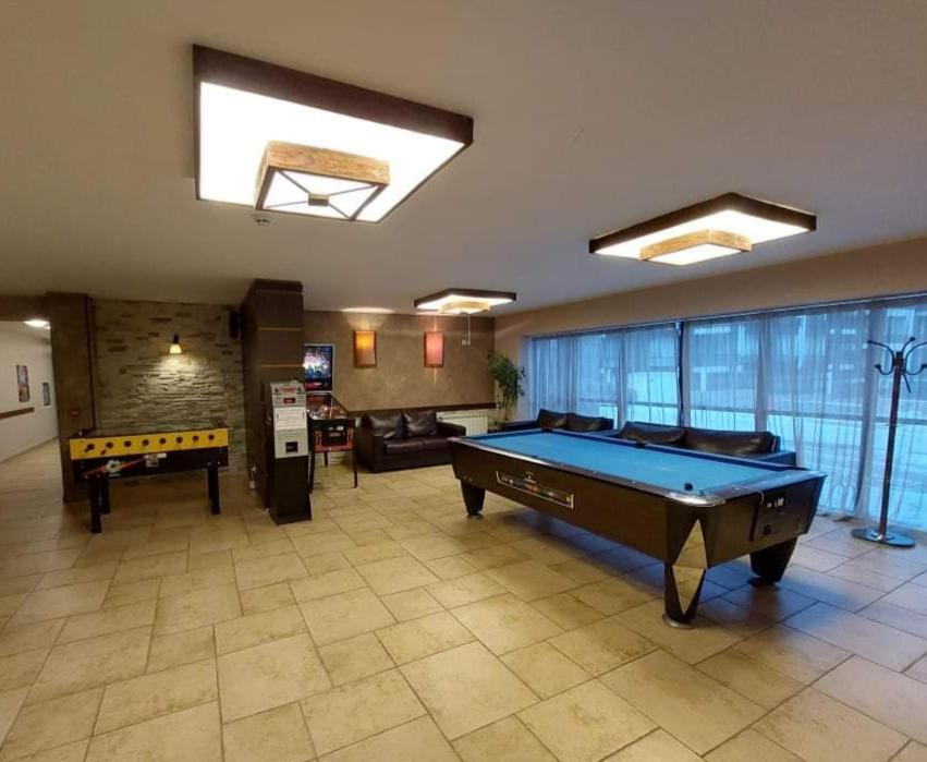 The View Apartment, Terra Complex Neighbour Building 班斯科 外观 照片